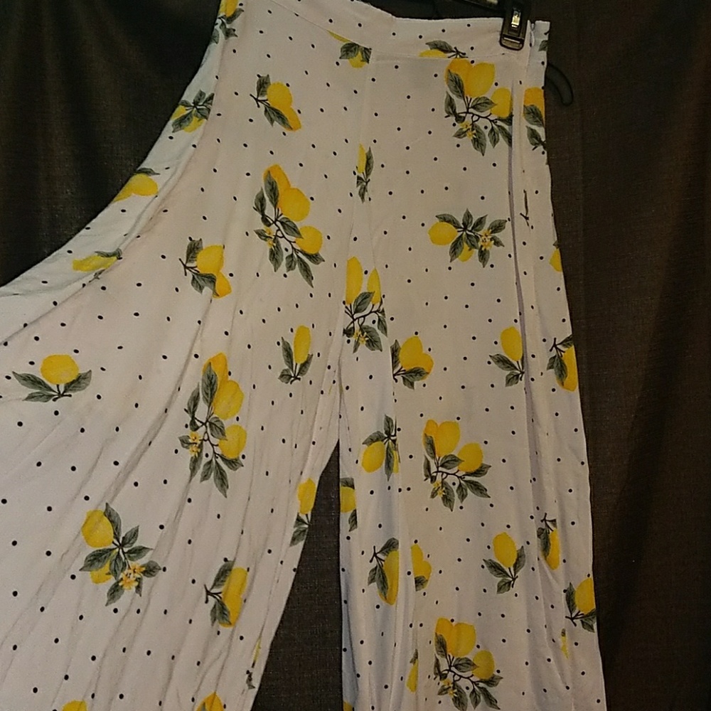 LEMON PANTS size medium